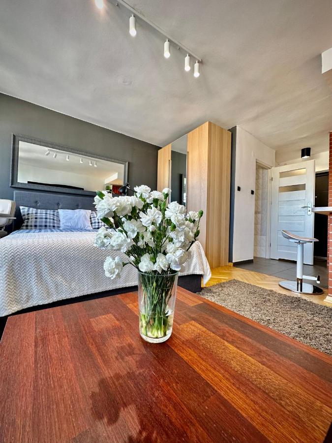 Super Apartament White Warszawa 2X Metro Scisle Centrum Wifi 300 Mbs New Exteriör bild