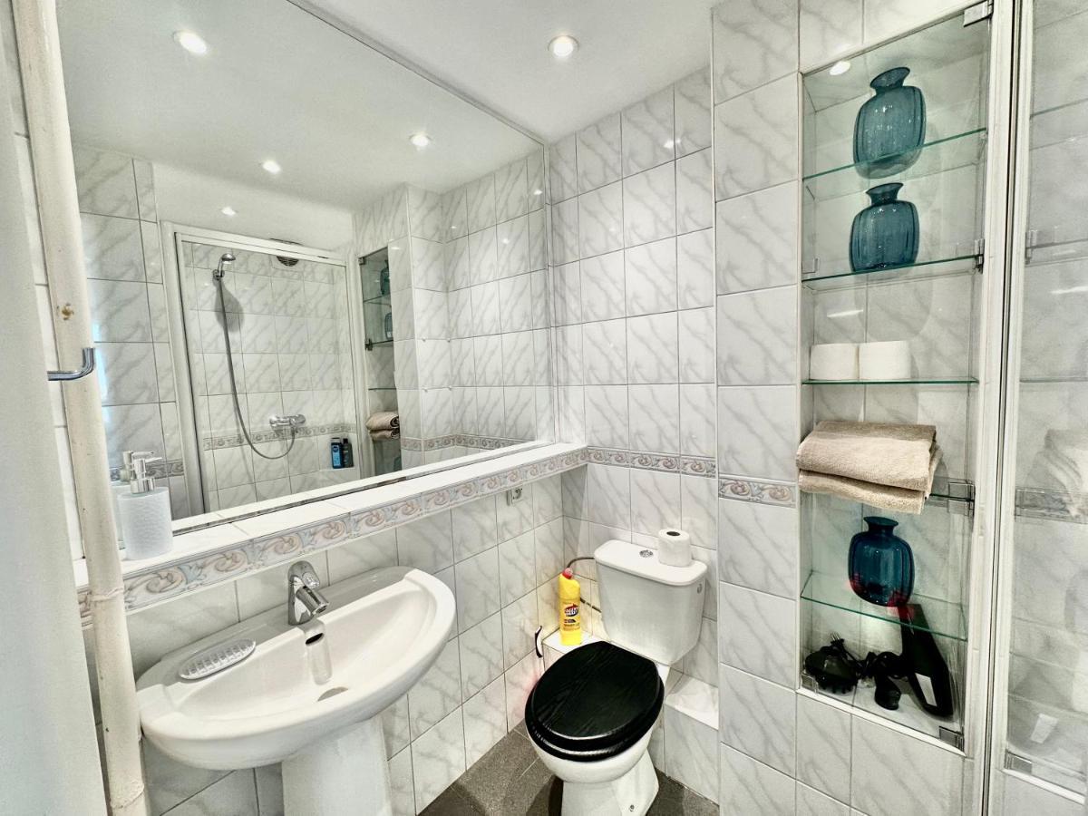 Super Apartament White Warszawa 2X Metro Scisle Centrum Wifi 300 Mbs New Exteriör bild